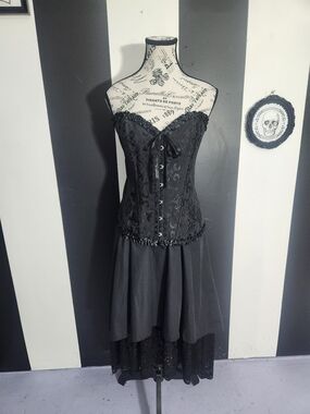 Corset Top Ruffled Edge